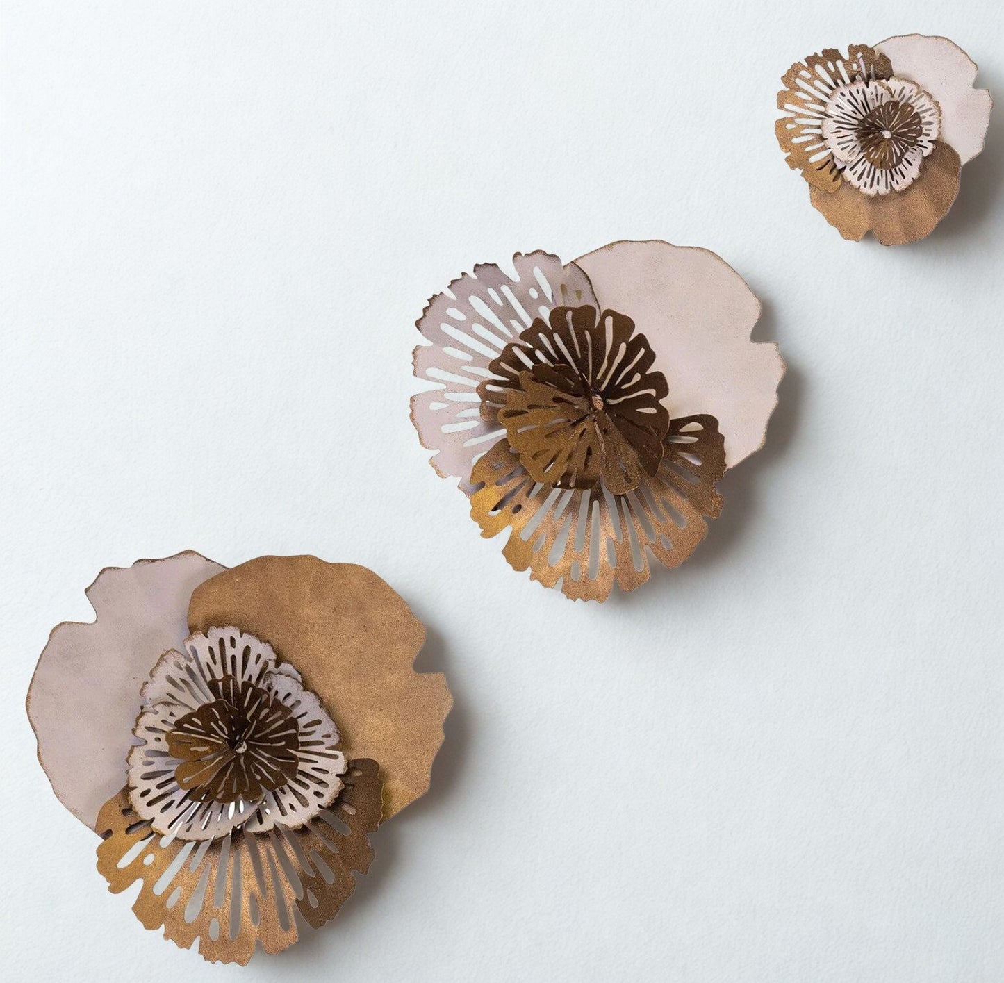 3 Flowers Metal Wall Decor