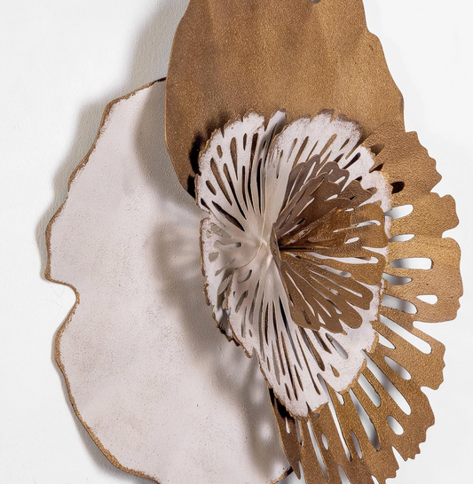 3 Flowers Metal Wall Decor